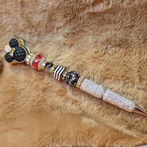 Bow Mouse Beaded Pen with Gold and Black Accents